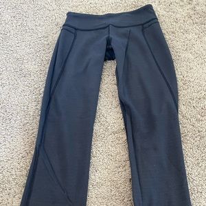 Lululemon cropped reversible leggings